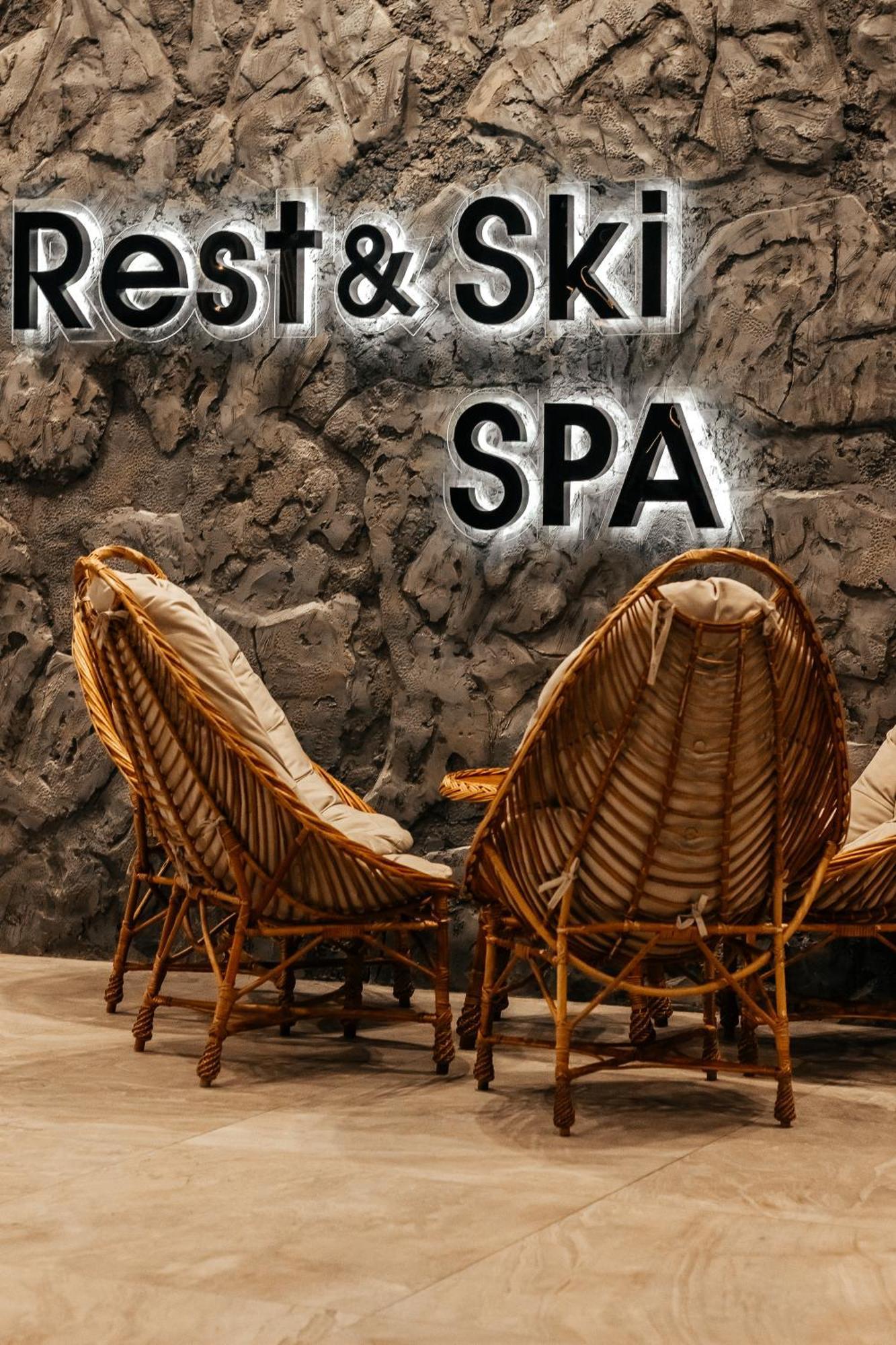 Rest&Ski Spa Resort Bukovel Bagian luar foto
